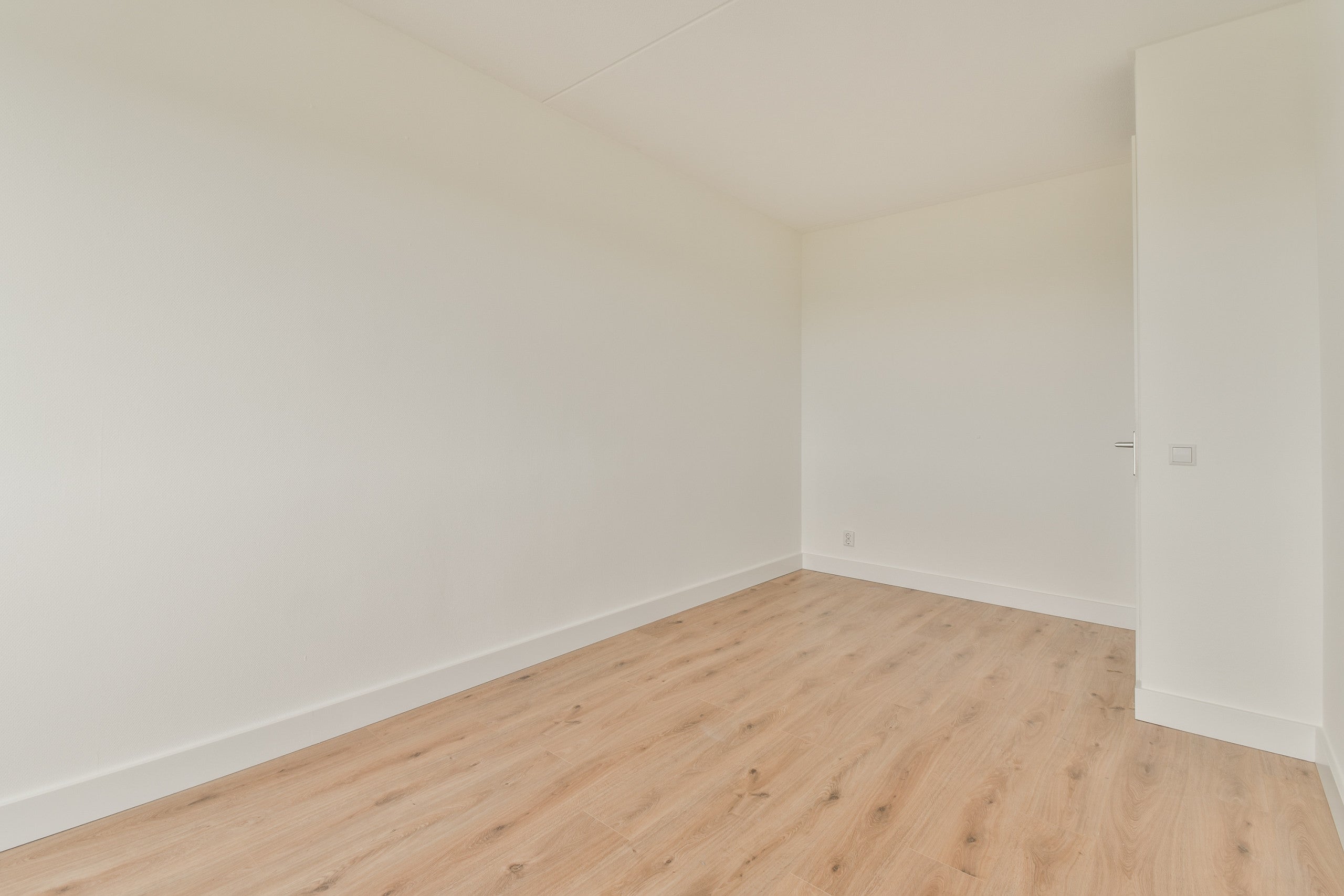 Appartement te huur: Waldorpstraat 580D, 'S-Gravenhage