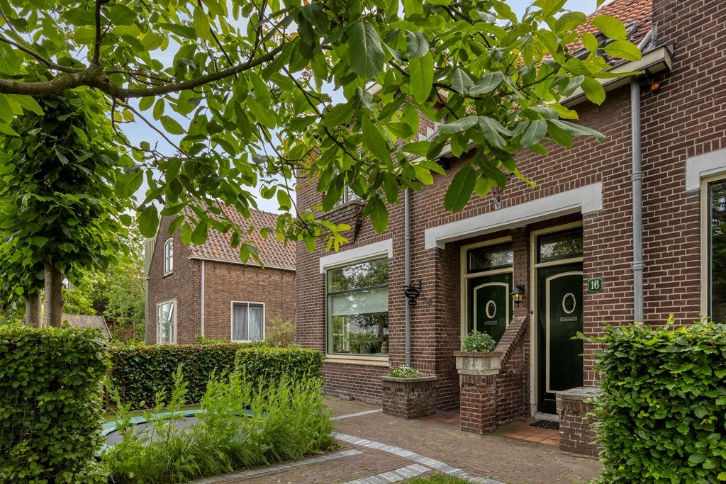 Huis Hoogweg 18 in De Lier