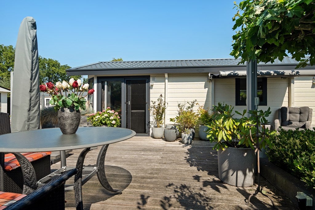 Appartement te koop: Veneweg 223-05, Wanneperveen