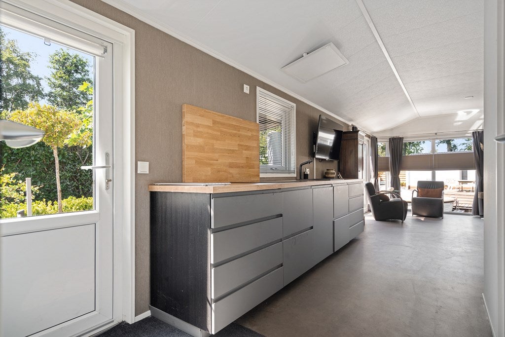 Appartement te koop: Veneweg 223-05, Wanneperveen