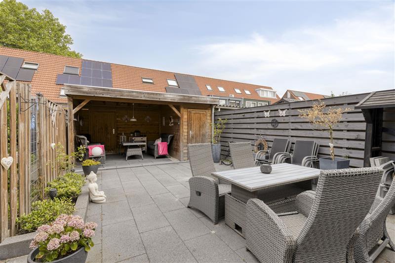 Tussenwoning te koop: Nieuwe Diepstraat 13, Almere