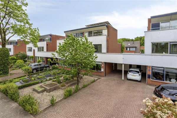 Huis Rijnstraat 2 B in Apeldoorn