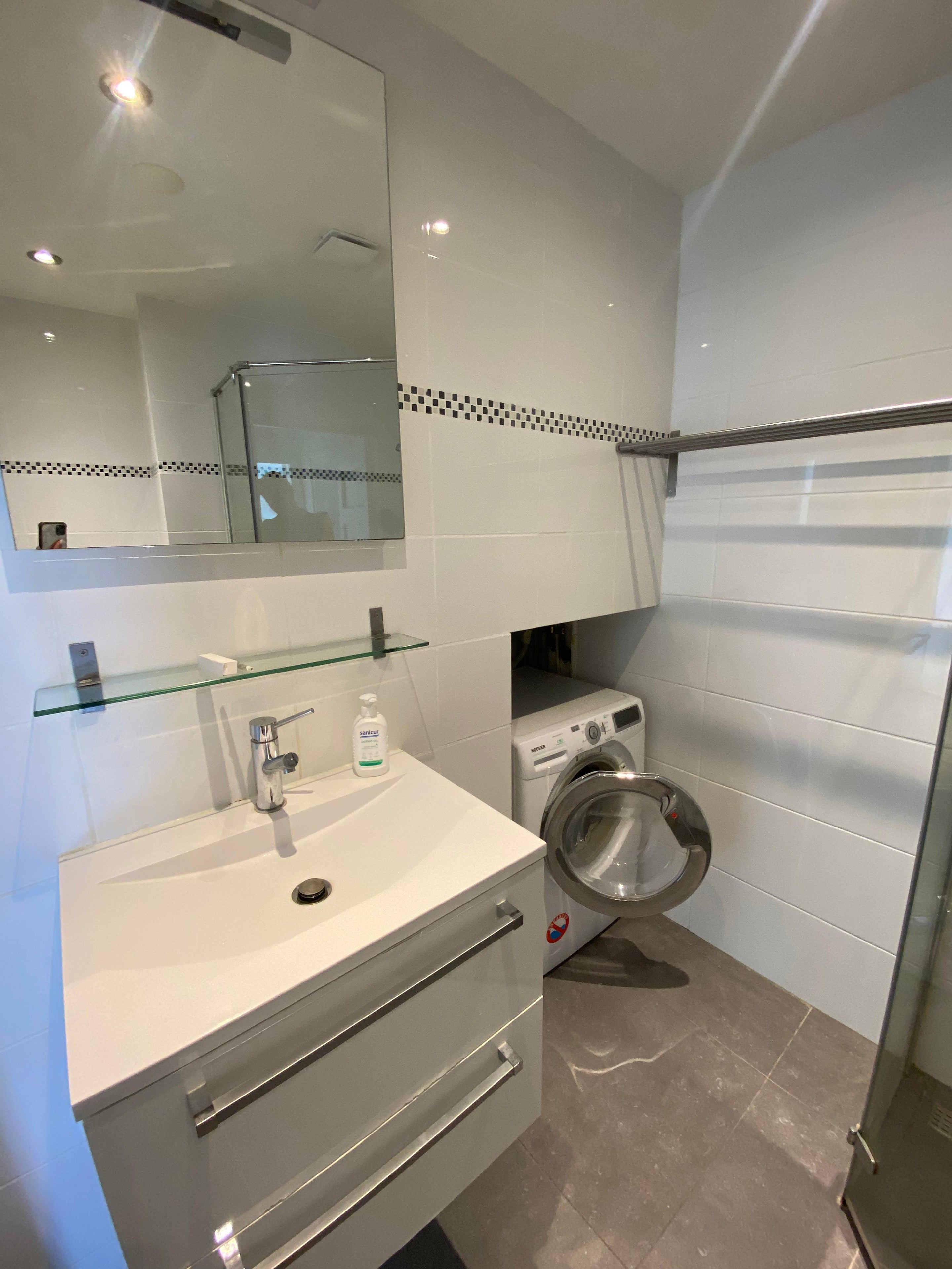 Appartement te huur: Nieuwe Binnenweg 70-02L, Rotterdam