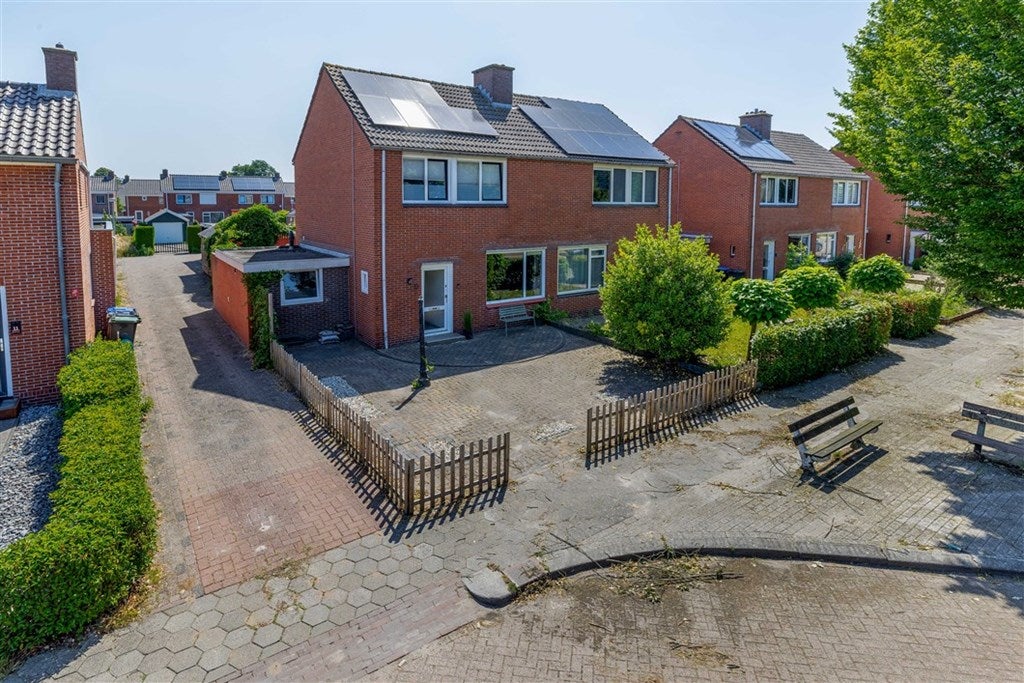 Huis Burgemeester Venemastraat 13 in Muntendam
