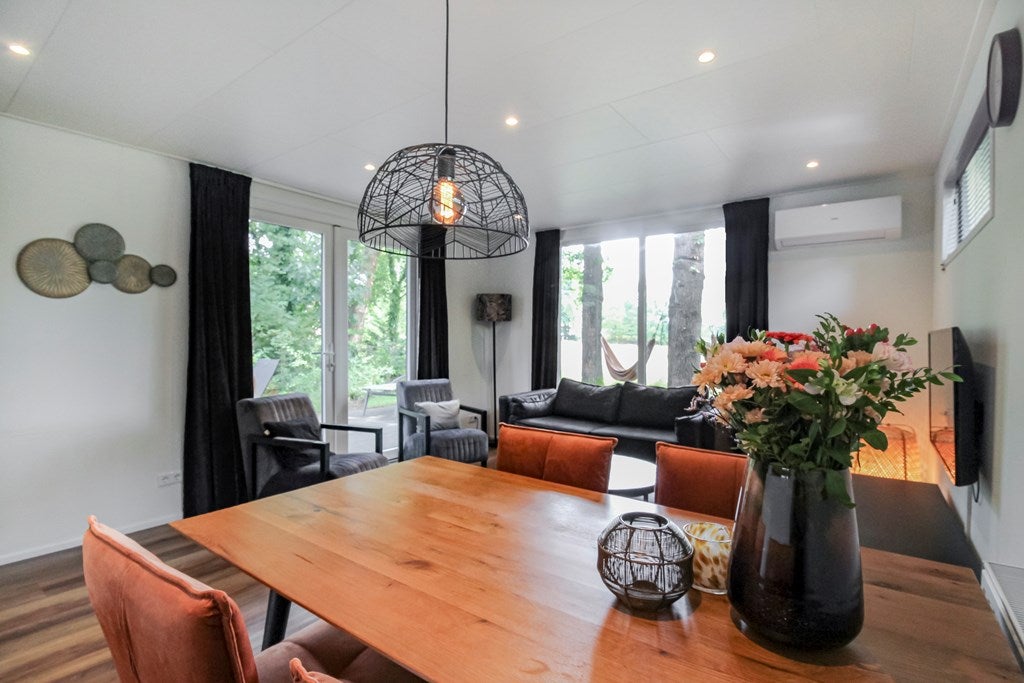 Vrijstaande woning te koop: Zonneoordlaan 47-379, Ede