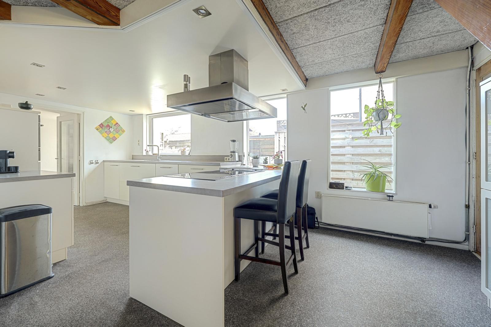 Vrijstaande woning te koop: Ring 75, Nieuwdorp