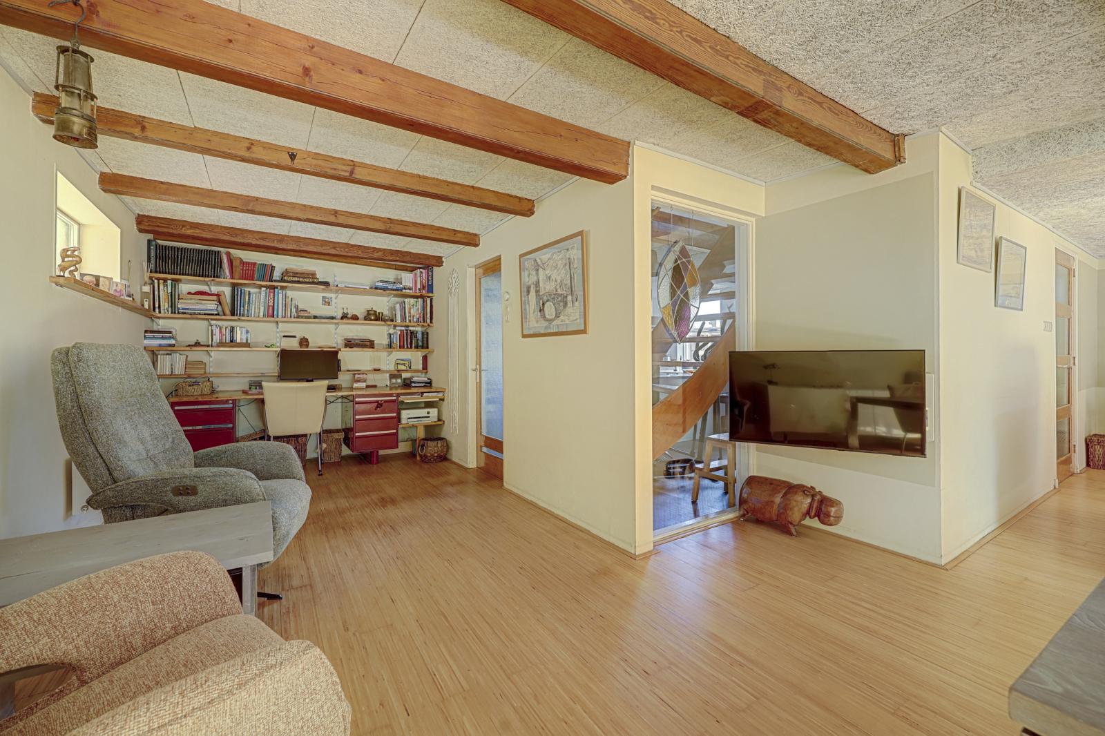 Vrijstaande woning te koop: Ring 75, Nieuwdorp
