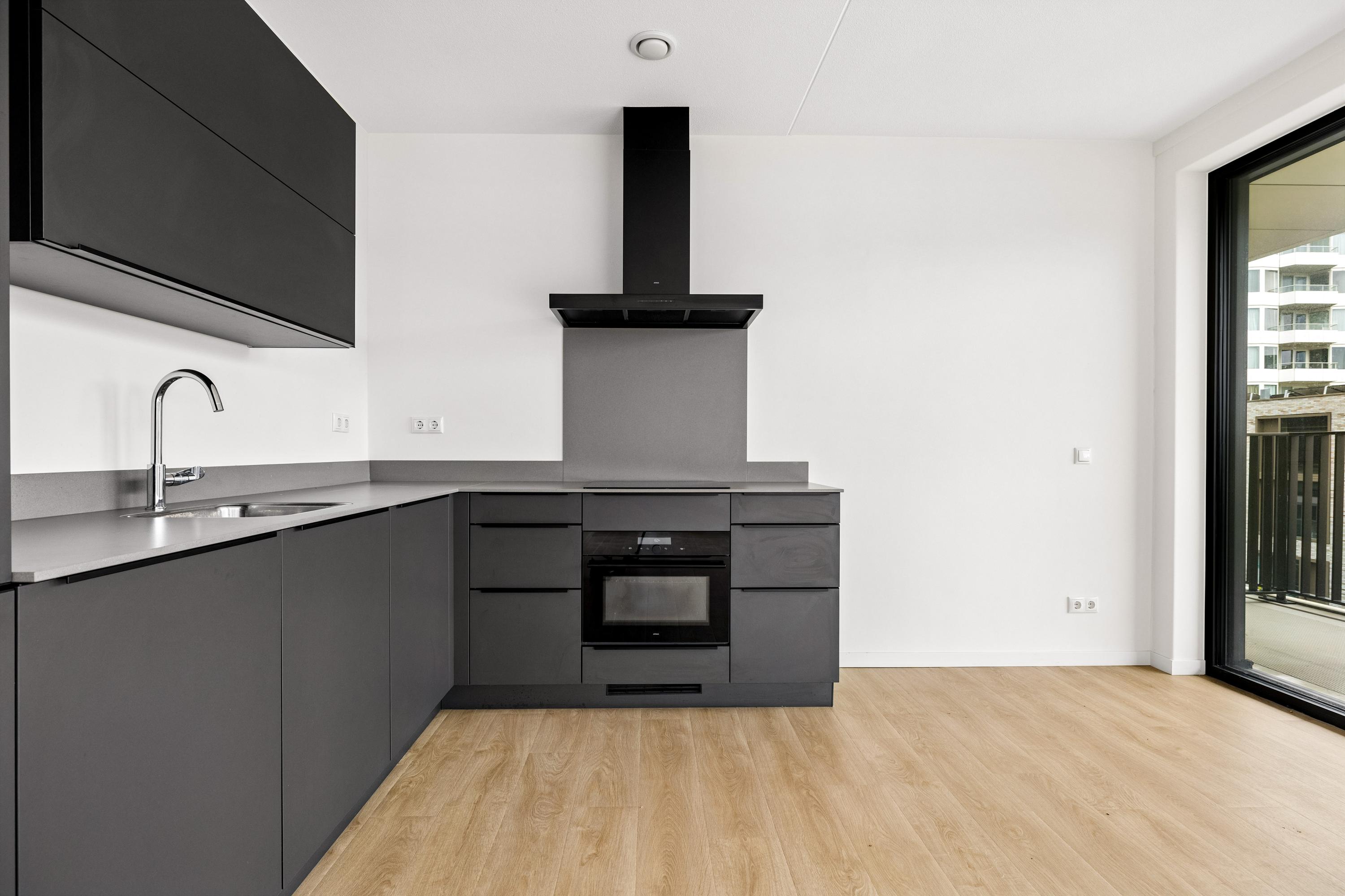 Appartement te huur: Elizabeth Anscombestraat 551, Amsterdam