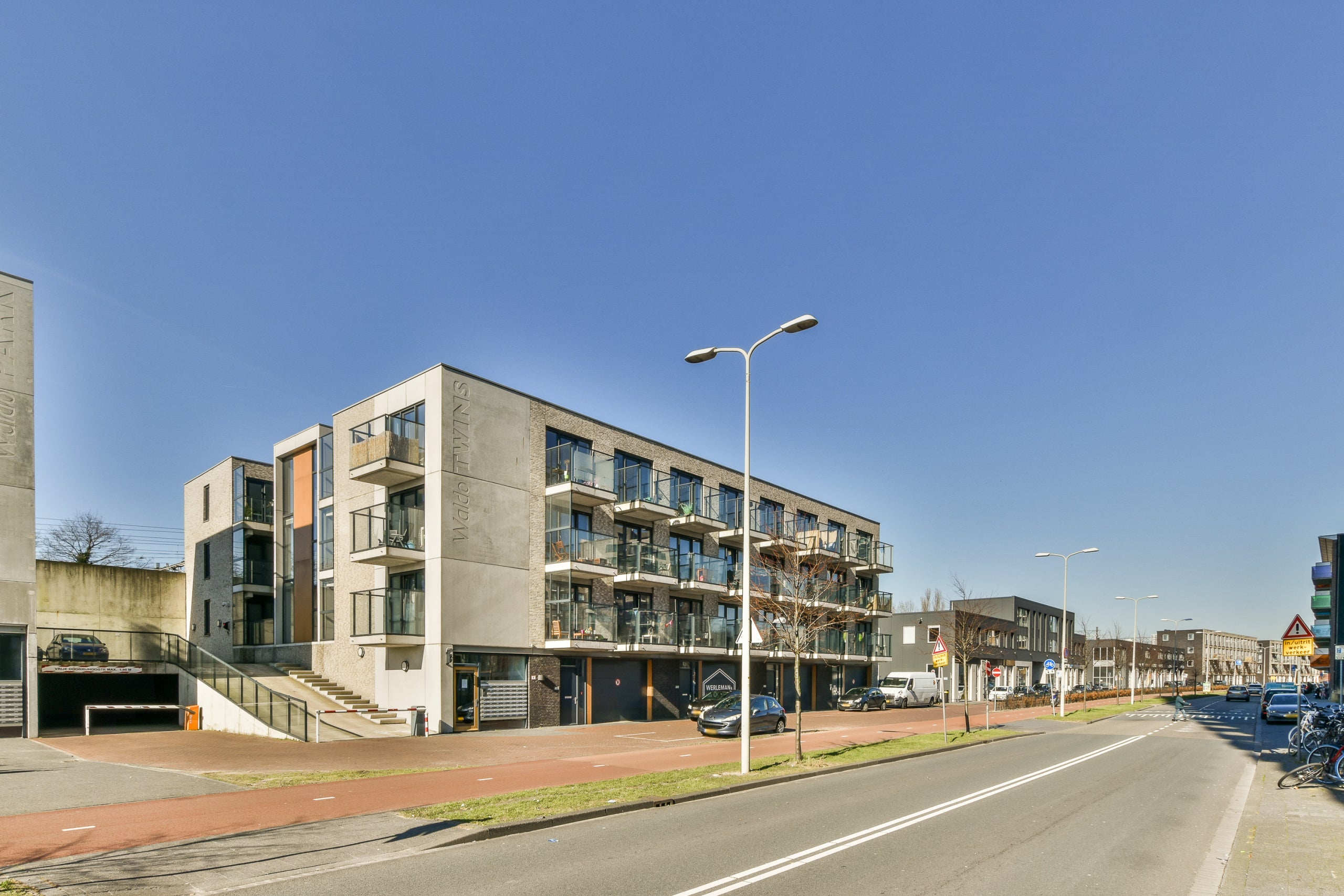 Huis Waldorpstraat 427 A in Den Haag