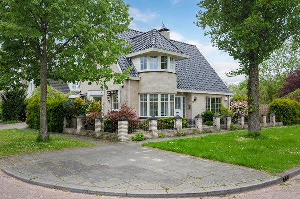 Huis Simone Signoretstraat in Almere