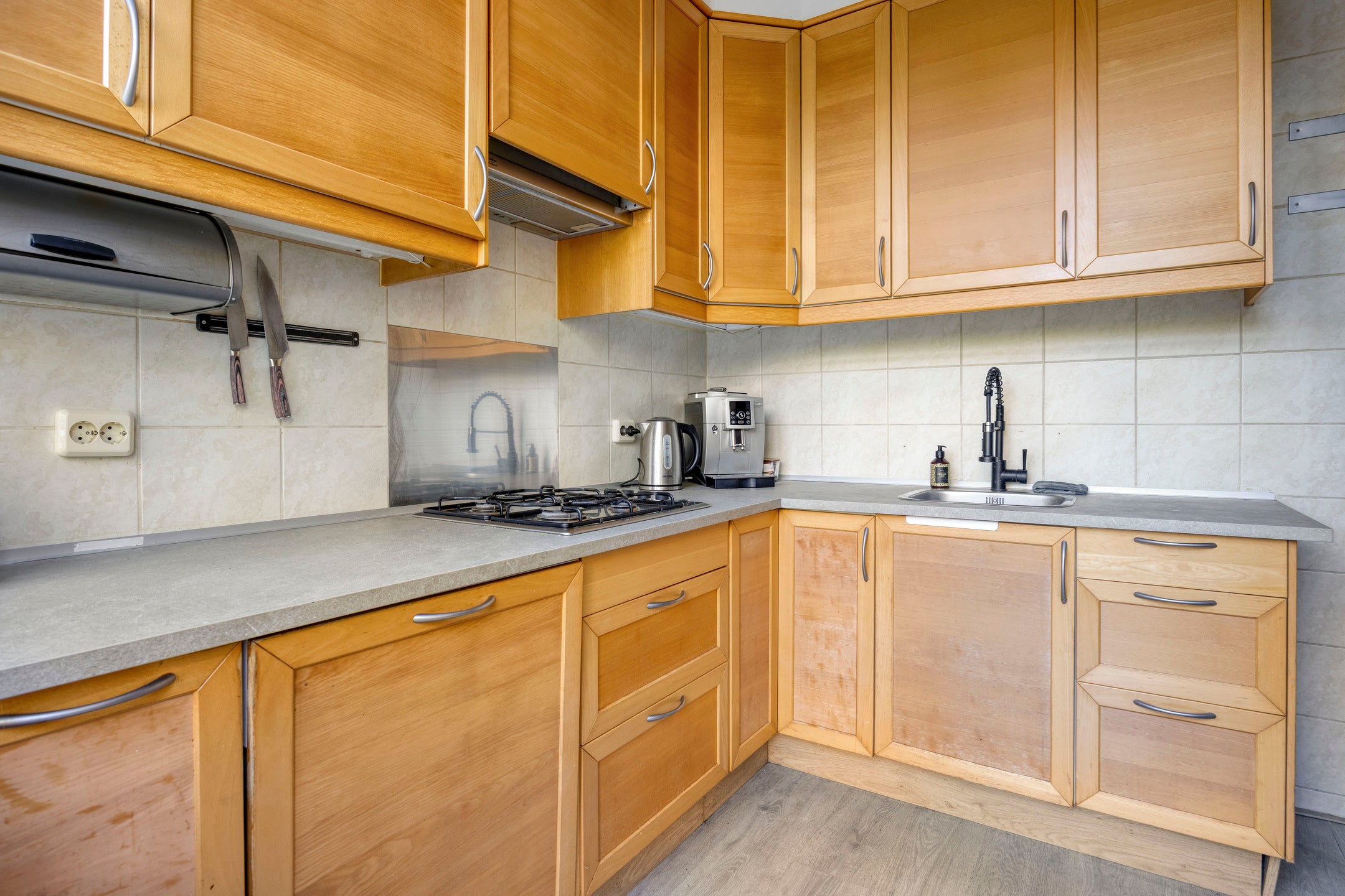 Tussenwoning te koop: Du Perronstraat 7, Rotterdam