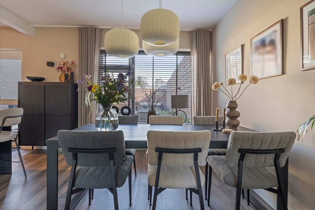 Tussenwoning te koop: Lambertusstraat 19, Etten-Leur