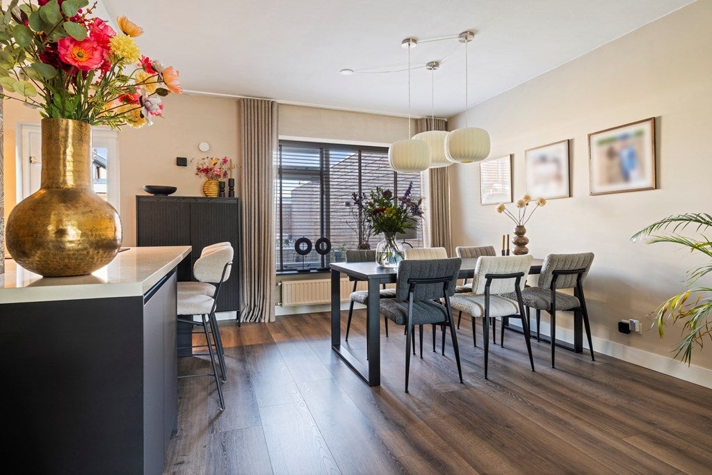 Tussenwoning te koop: Lambertusstraat 19, Etten-Leur