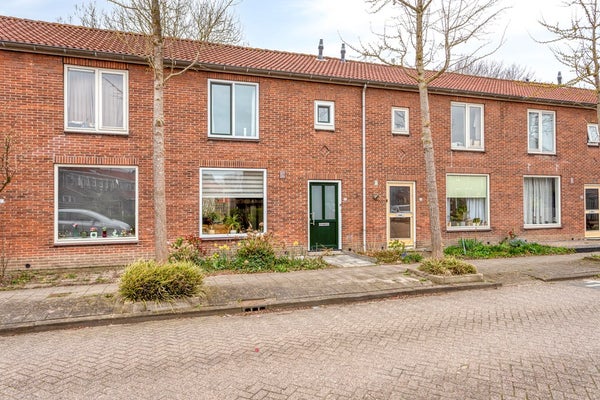 Kon Wilhelminastraat 12 in Nieuwerkerk aan den IJssel