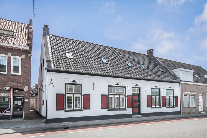 Hoogstraat 351