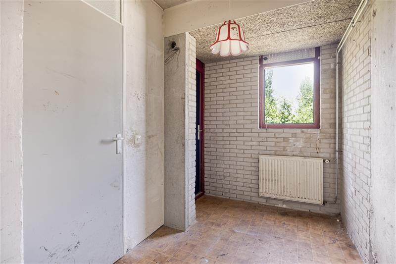 Tussenwoning te koop: Corversbos 195, Hoofddorp