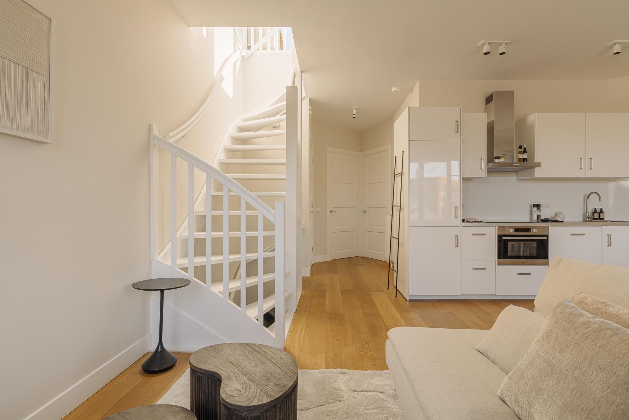 Te huur Appartement Hogeweg 132 3 in Amsterdam