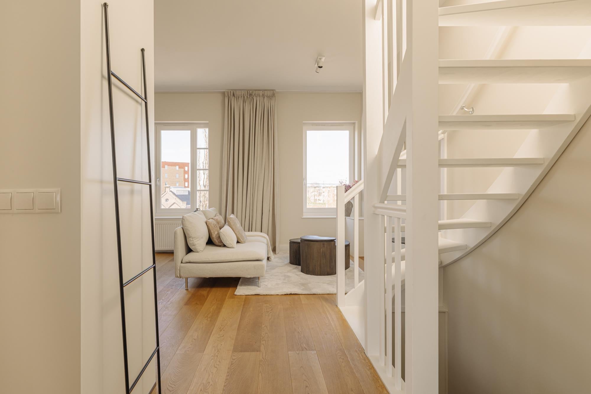 Te huur Appartement Hogeweg 132 3 in Amsterdam