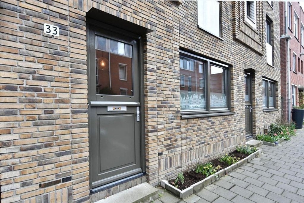 Te huur Huis Amstelstraat in Den Haag