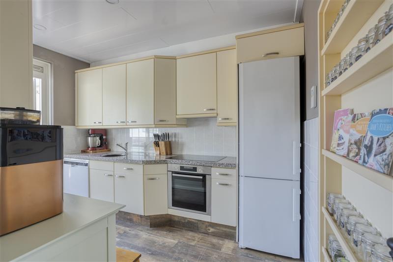 Tussenwoning te koop: Tureluurhof 68, Purmerend