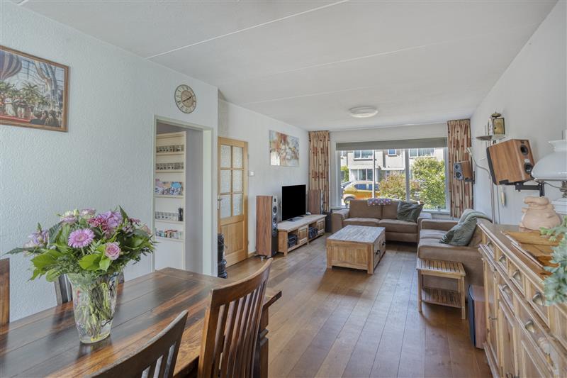 Tussenwoning te koop: Tureluurhof 68, Purmerend