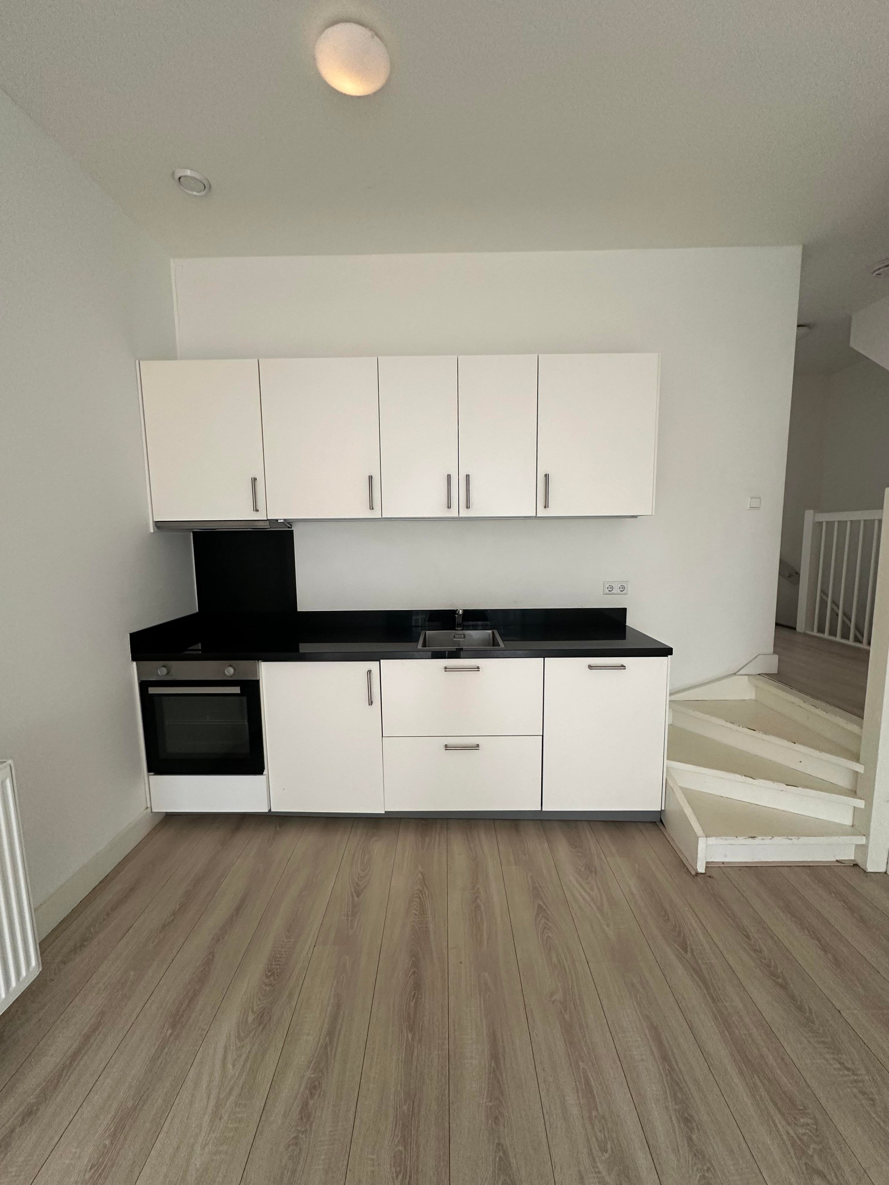 Woning te huur: Mathenesserweg, Rotterdam