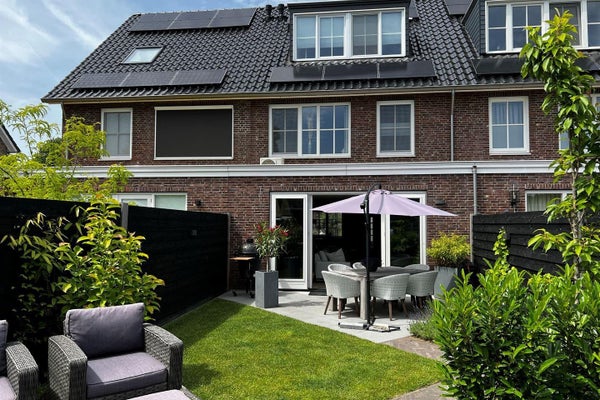 Huis Valkenburgweg 8 in Odijk