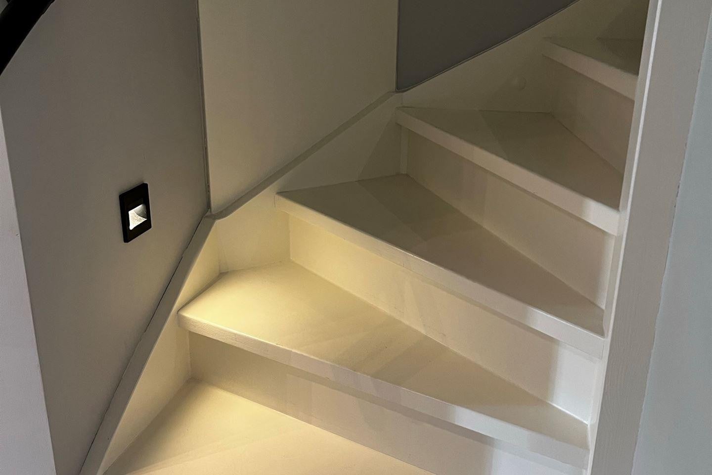 Tussenwoning te huur: Valkenburgweg 8, Odijk