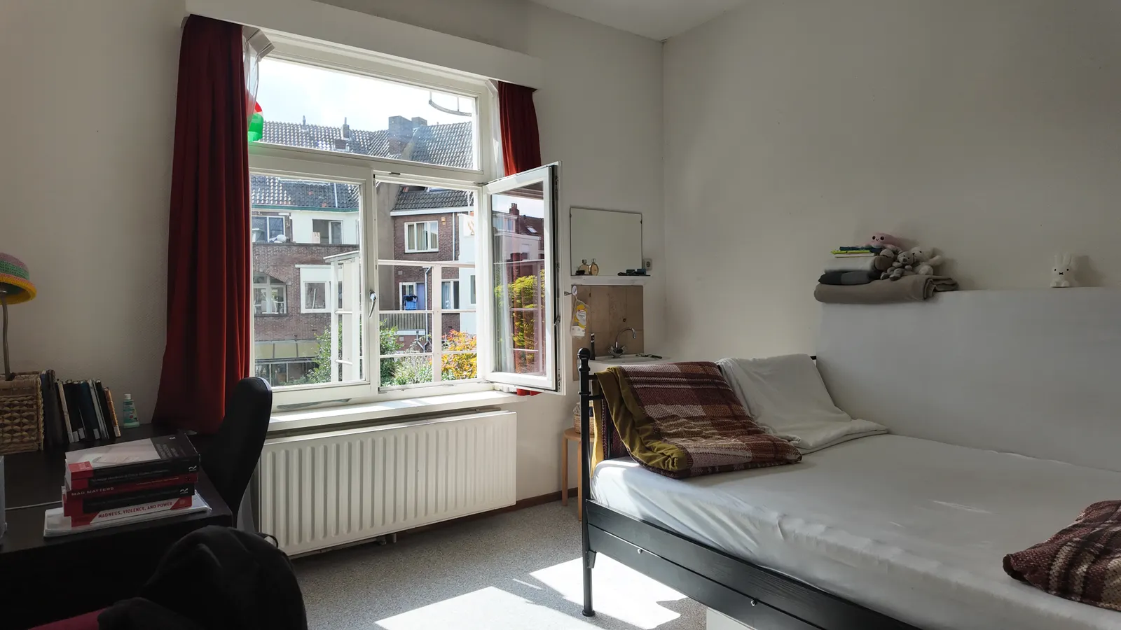 Room Menno van Coehoornstraat