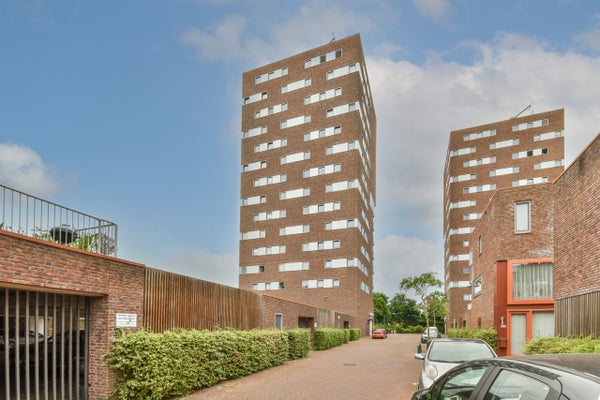 Piso Zonnebaarsstraat 78 en Hoogvliet Rotterdam