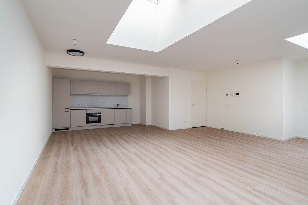 Flat Louis Couperusplein 4 T