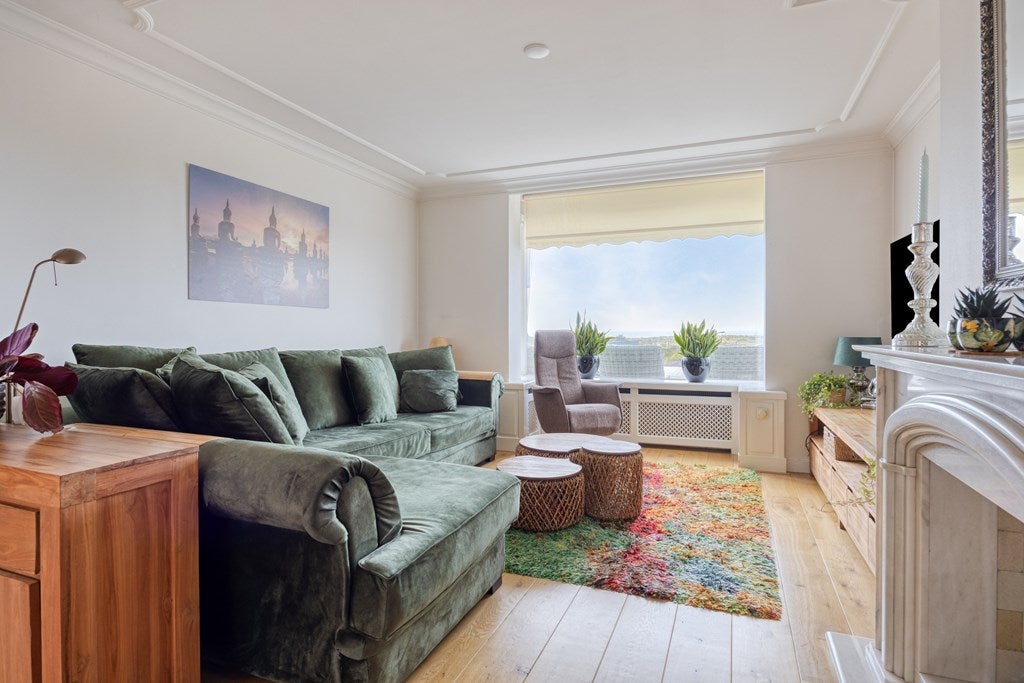 Tussenwoning te koop: Boulevard 49, Katwijk