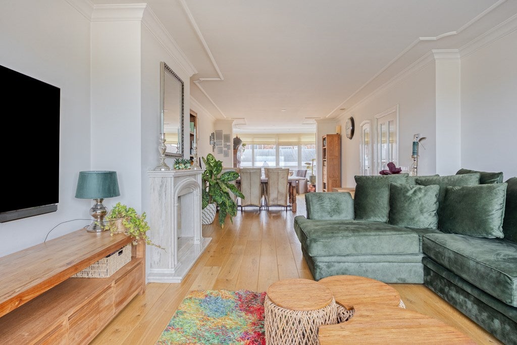 Tussenwoning te koop: Boulevard 49, Katwijk