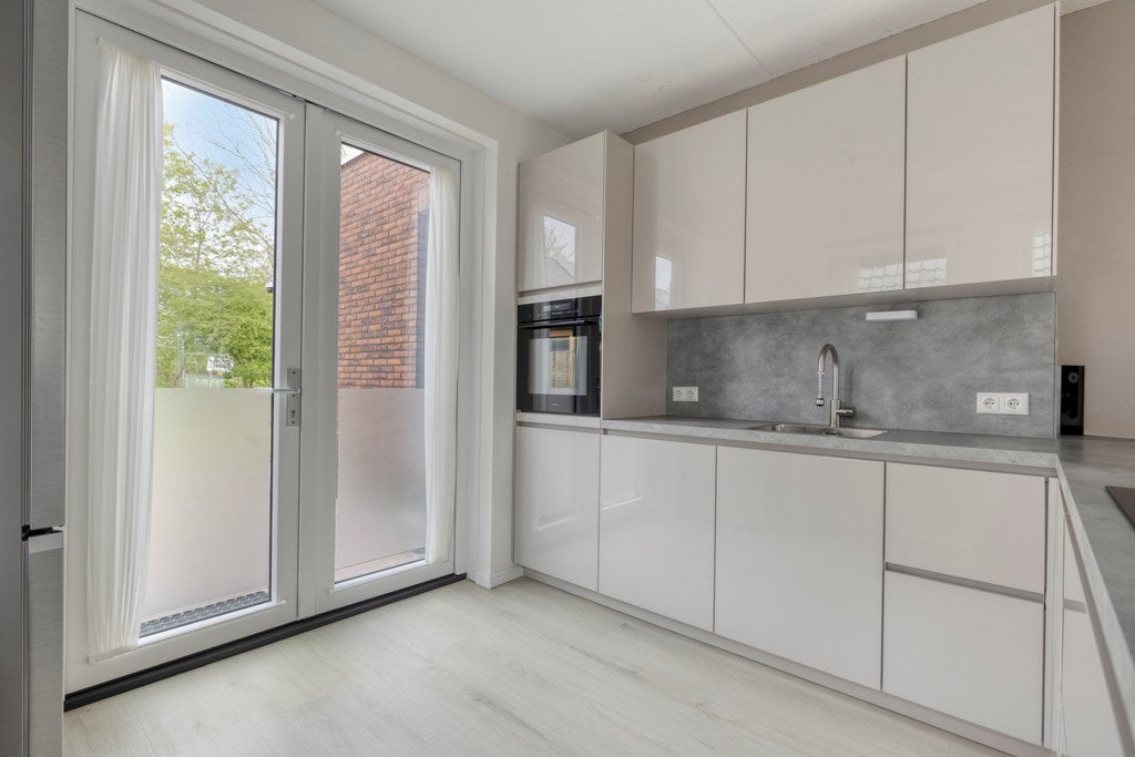 Vrijstaande woning te koop: De Kampen 25, Ingwierrum