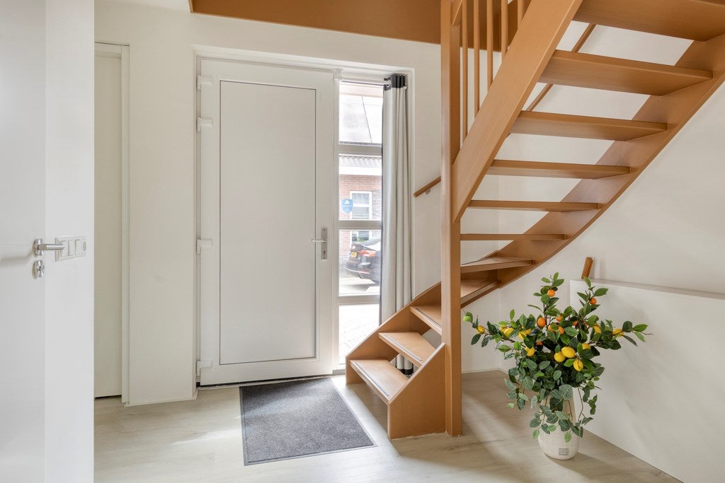Vrijstaande woning te koop: De Kampen 25, Ingwierrum