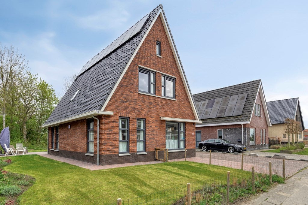 Vrijstaande woning te koop: De Kampen 25, Ingwierrum