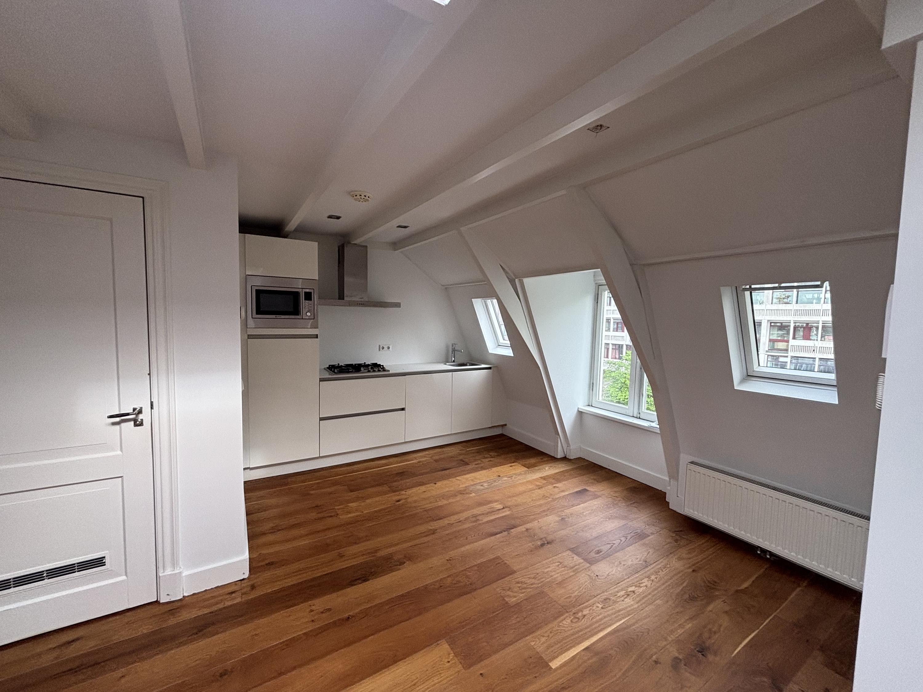 Appartement te huur: Derde Kostverlorenkade 42-4, Amsterdam