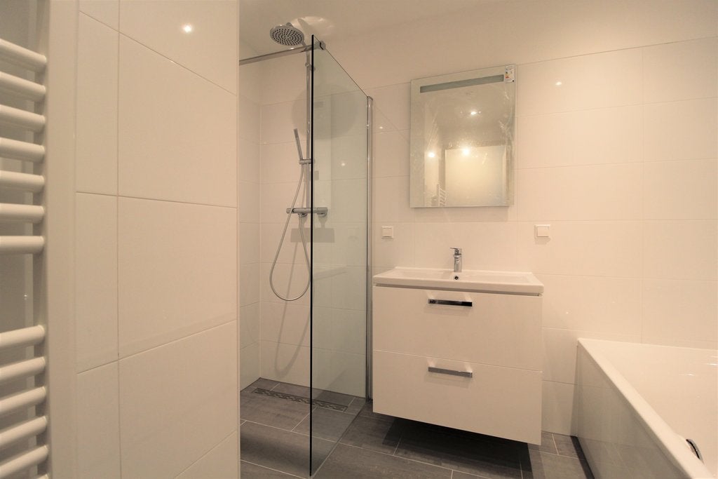 Te huur Appartement Hemonystraat in Amsterdam