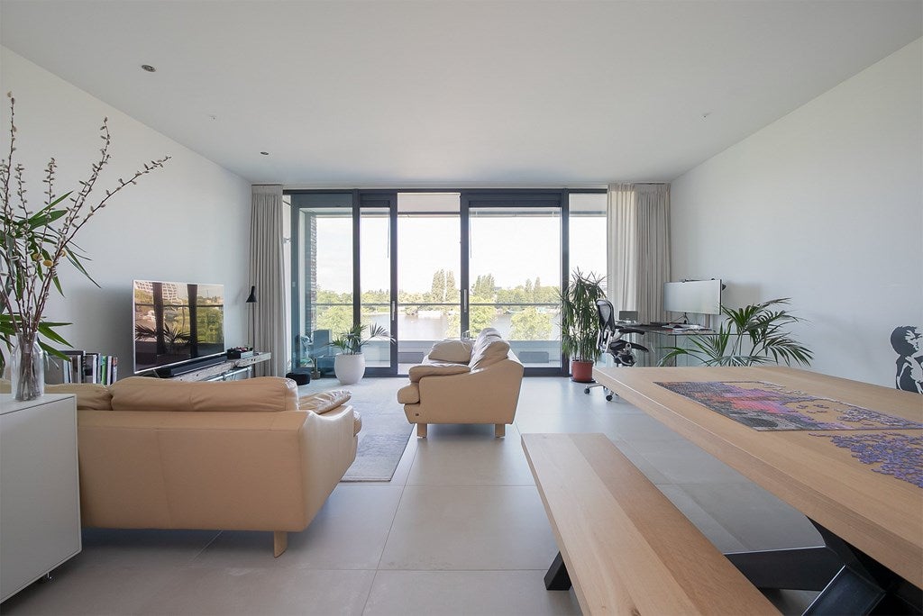 Appartement te huur: Korte Ouderkerkerdijk 5P, Amsterdam