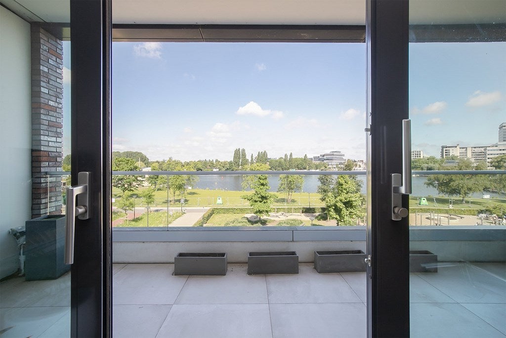 Appartement te huur: Korte Ouderkerkerdijk 5P, Amsterdam