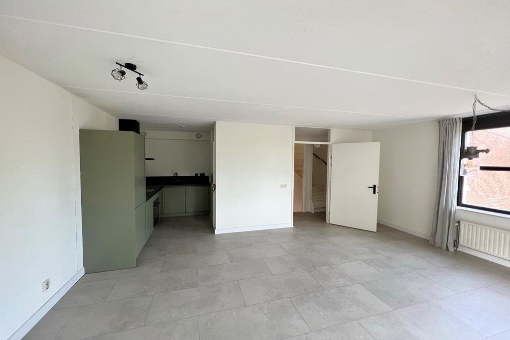 Tussenwoning te koop: Karel V Laan 29, Gorinchem