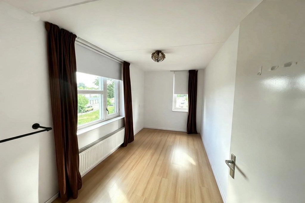 Tussenwoning te koop: Karel V Laan 29, Gorinchem