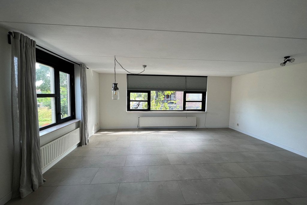 Tussenwoning te koop: Karel V Laan 29, Gorinchem
