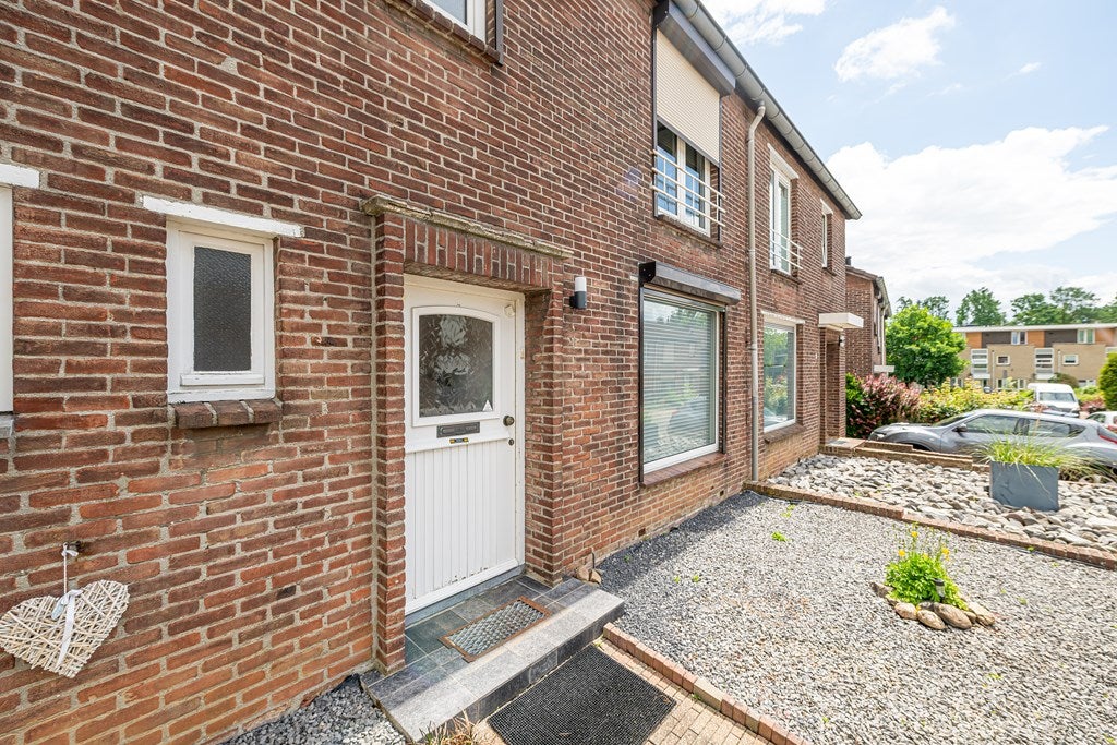 Tussenwoning te koop: Minorstraat 8, Nuth