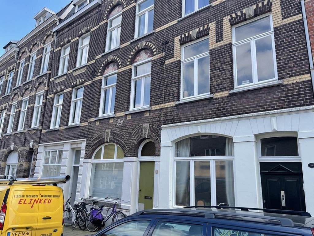 Flat Herbenusstraat 23 A