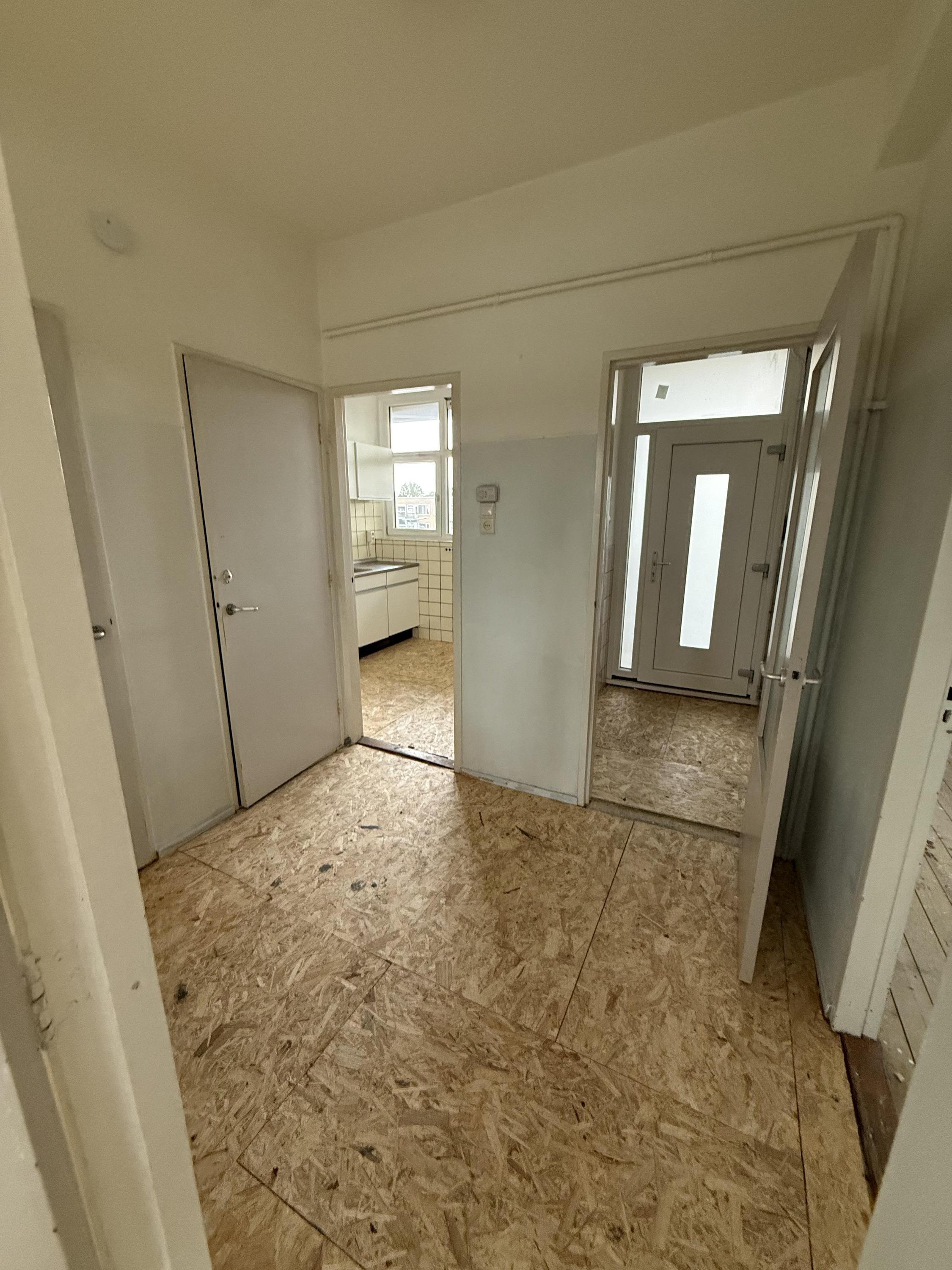 Appartement te huur: Zuidplein 102C, Rotterdam