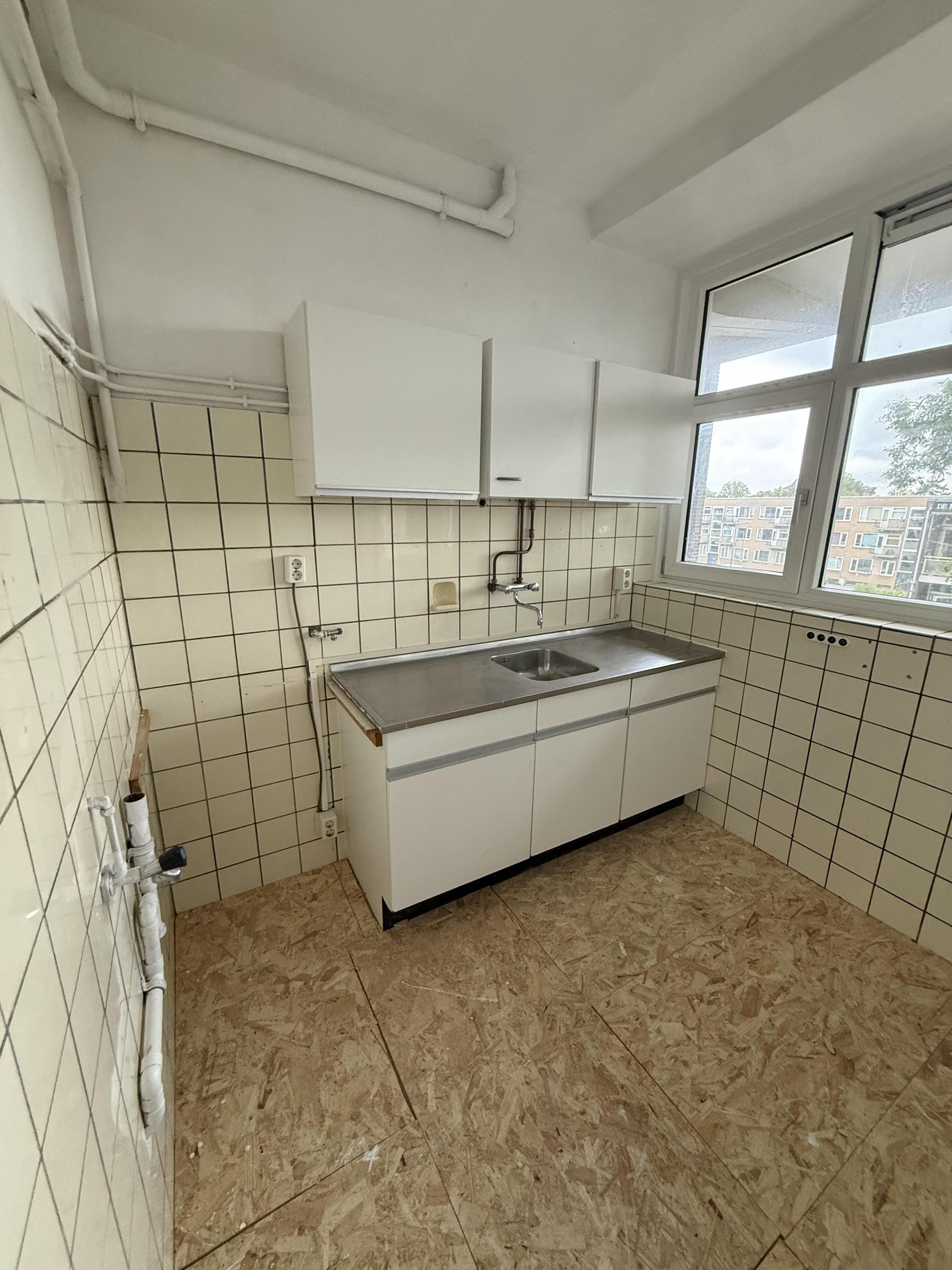 Appartement te huur: Zuidplein 102C, Rotterdam