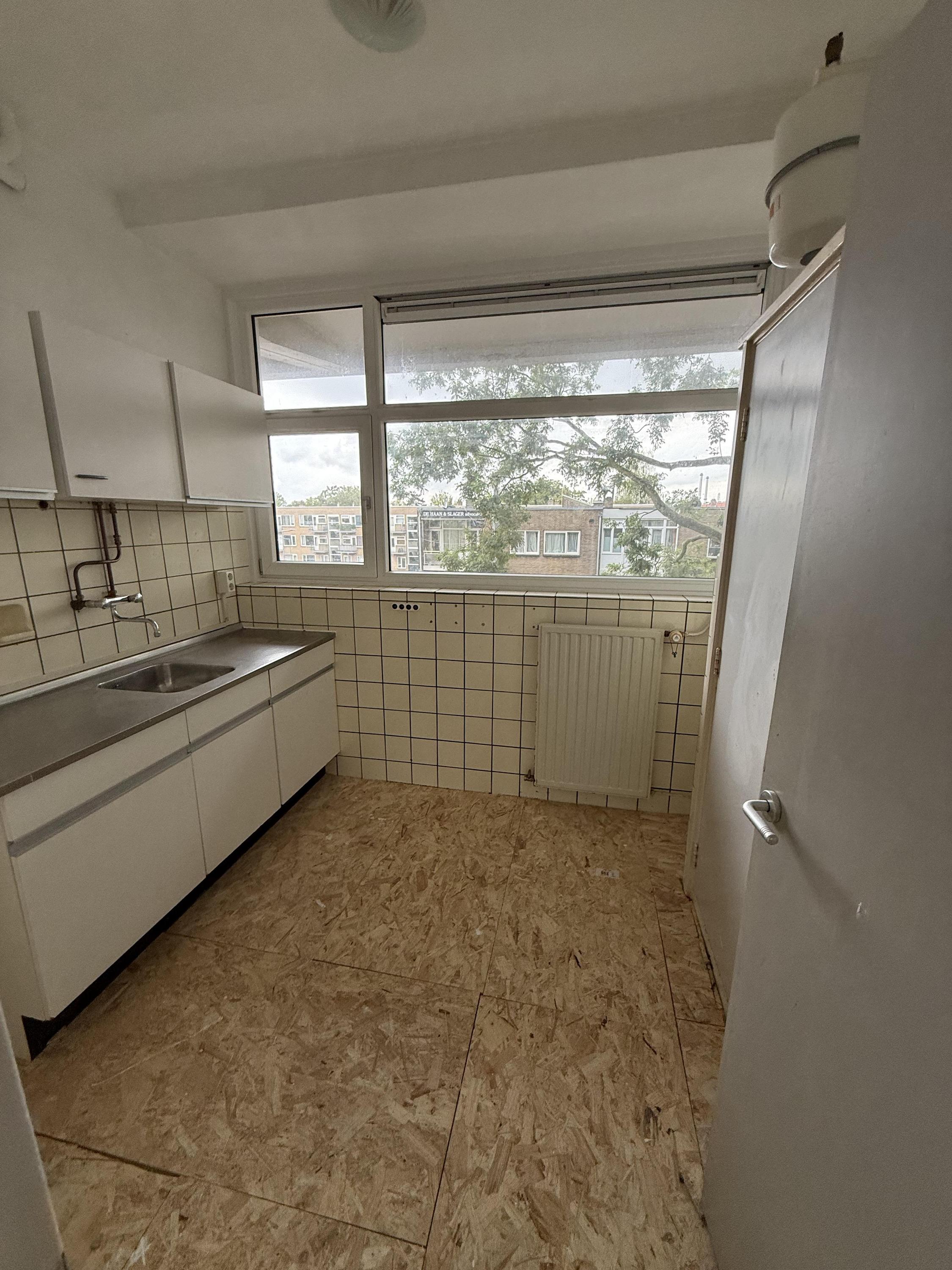 Appartement te huur: Zuidplein 102C, Rotterdam
