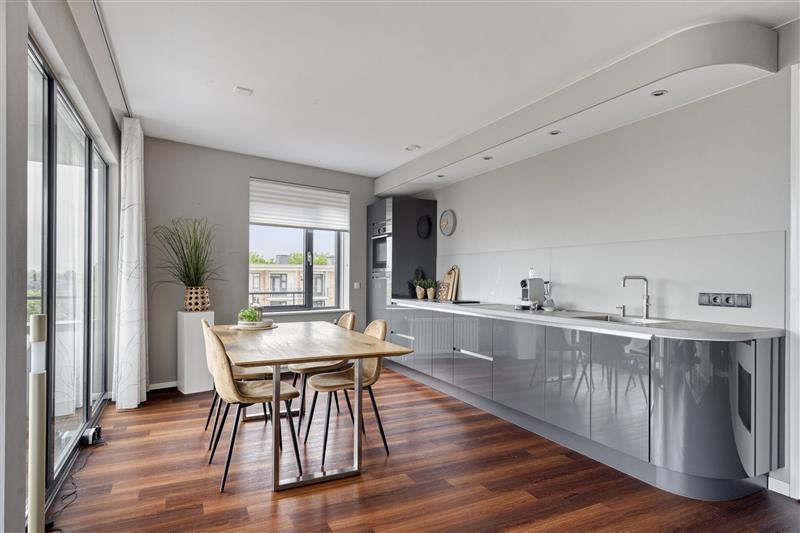 Appartement te koop: Dirigentplein 141, Eindhoven
