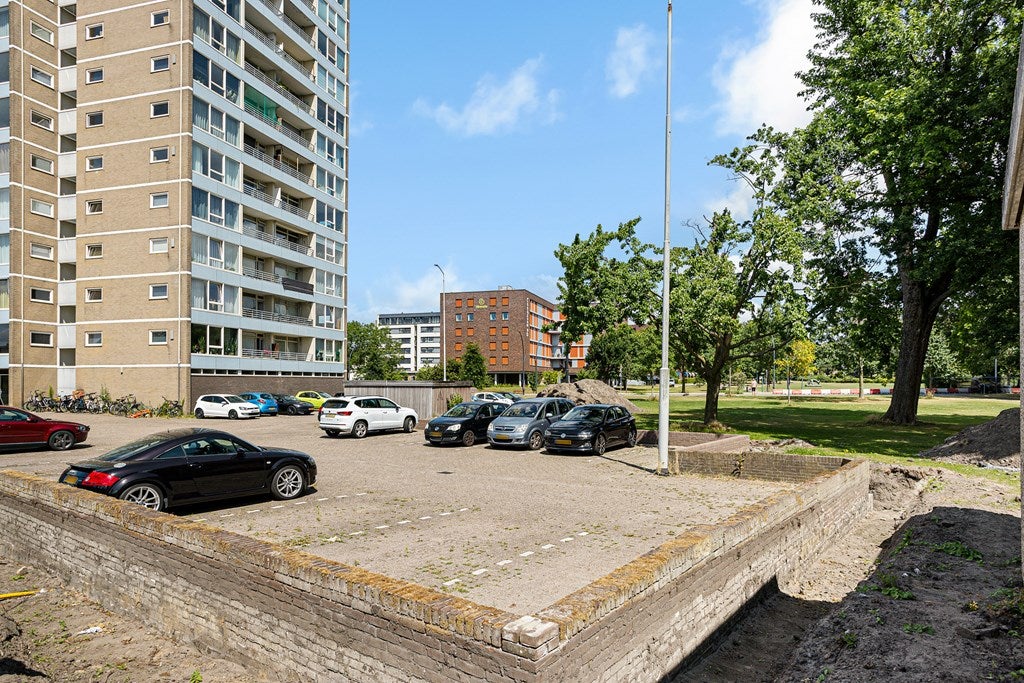 Appartement te koop: Heutinkstraat 125, Enschede